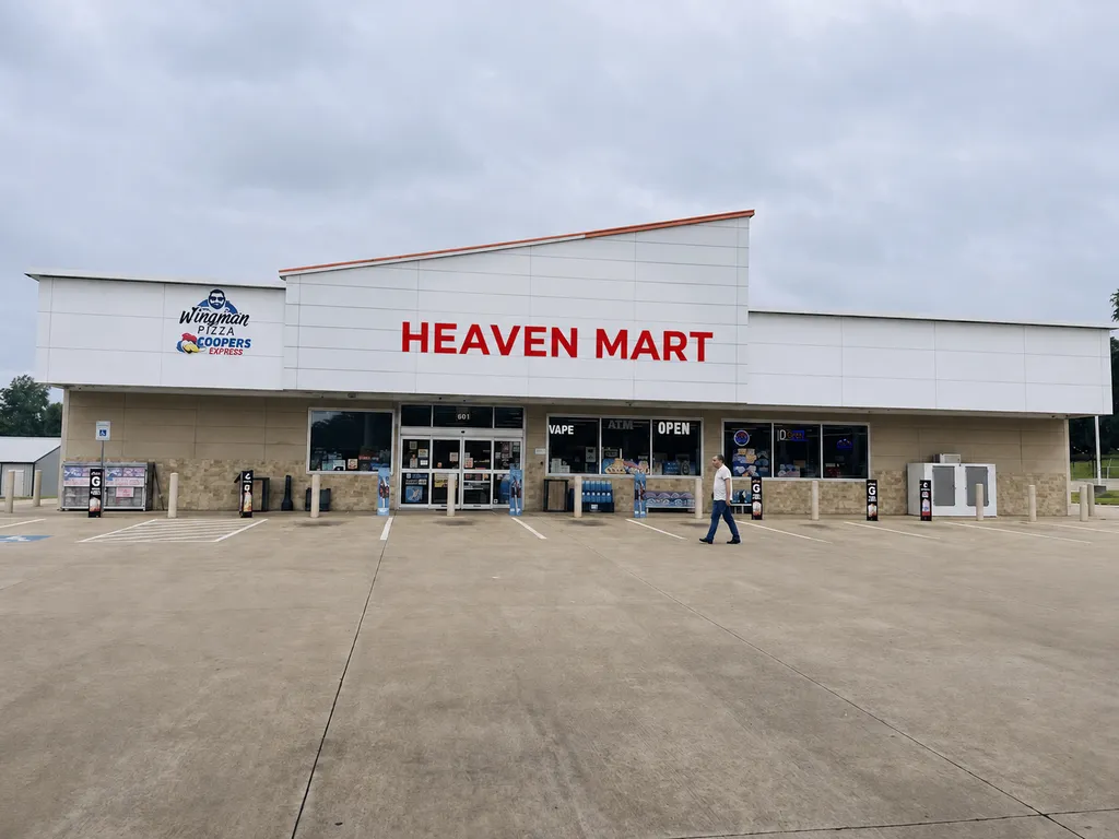 Heaven Mart storefront
